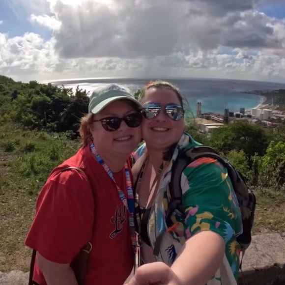 Meet The Posher - Picture 3 of 16